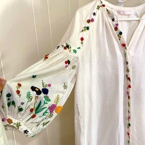 Embroidered Zara dress - size M